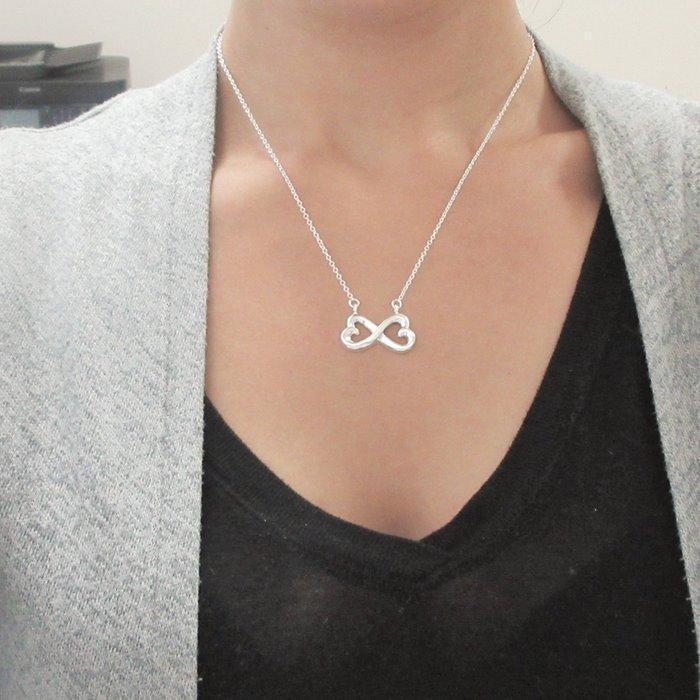 Infinity Cordate Shape Necklace