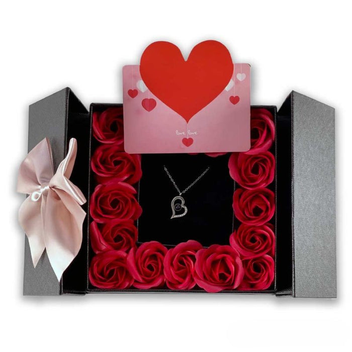 Timeless Necklace Set In Jewelry Box With Mini Roses