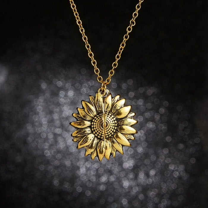 Sunflower Shape Pendant Necklace