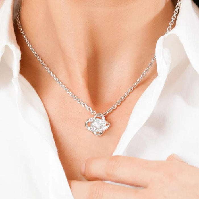 Silver Tone Exquisite Design Necklace